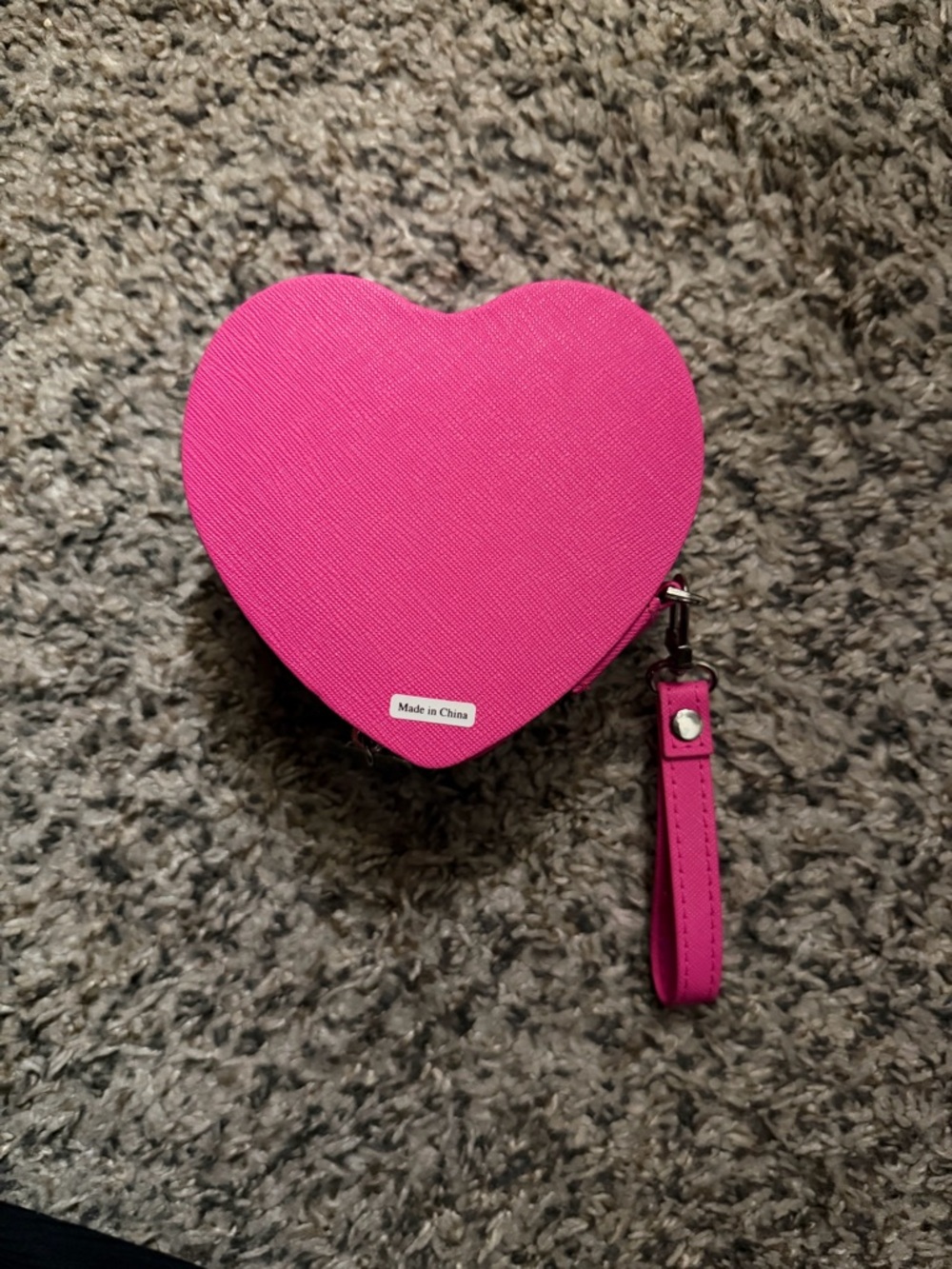 Pandora Hot Pink Heart-Shaped Zip Jewelry Case - Picture 4 of 4